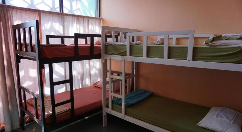 Oyo 730 Meedee Hostel Bangkok Ngoại thất bức ảnh